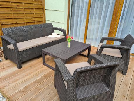 Brązowy zestaw ogrodowy dla 5 osób