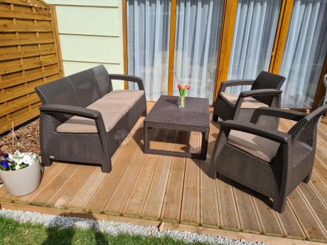 Brązowy zestaw ogrodowy dla 5 osób
