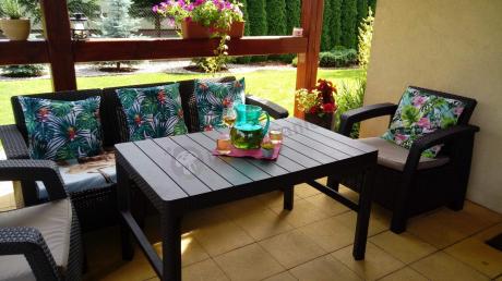 Brązowy zestaw ogrodowy dla 5 osób