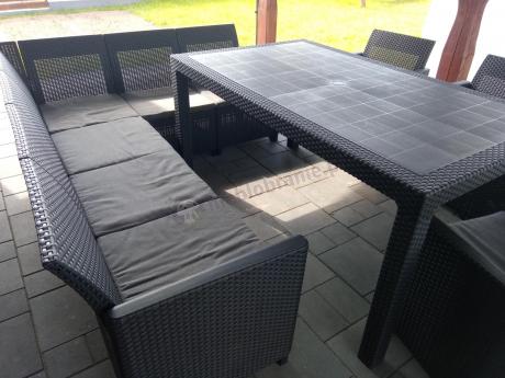 Duży narożnik na taras 172 x 272cm, stół 160x95cm i trzy fotele - grafitowy