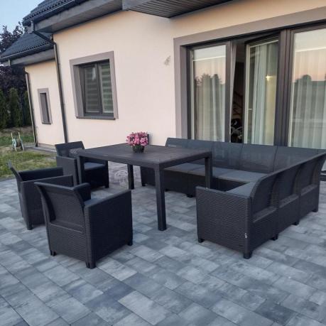 Duży narożnik na taras 172 x 272cm, stół 160x95cm i trzy fotele - grafitowy