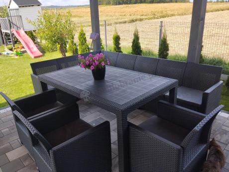 Duży narożnik na taras Nedler VII, stół obiadowy i trzy fotele - grafitowy