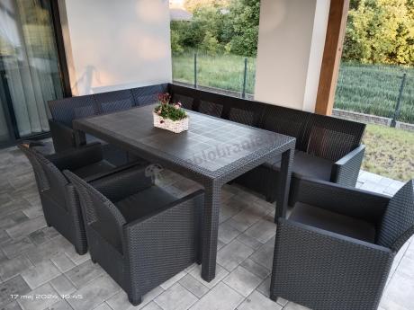 Duży narożnik na taras Nedler VII, stół obiadowy i trzy fotele - grafitowy