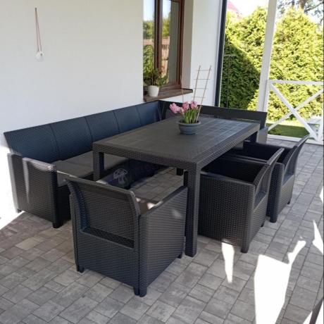 Duży narożnik na taras Nedler VII, stół obiadowy i trzy fotele - grafitowy