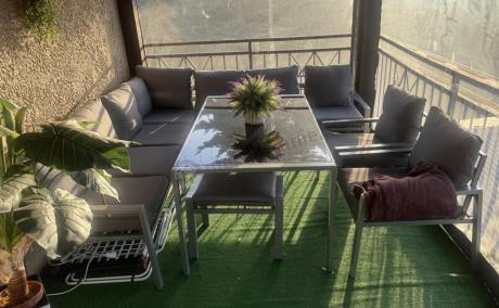 Duży narożnik na taras ze stołem obiadowym fotelami i pufami Sodor Corner XXL - Silver