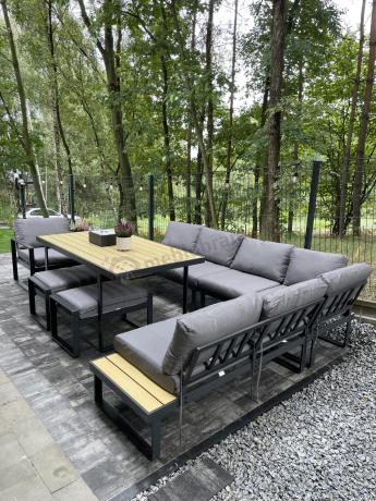 Duży narożnik obiadowy z dodatkowymi blatami i fotelem Panaon GW