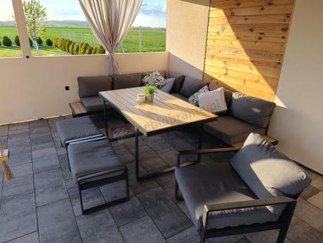 Duży narożnik obiadowy z dodatkowymi blatami i fotelem Panaon GW