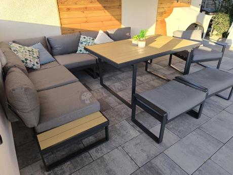 Duży narożnik obiadowy z dodatkowymi blatami i fotelem Panaon GW