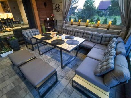 Duży narożnik obiadowy z dodatkowymi blatami i fotelem Panaon GW