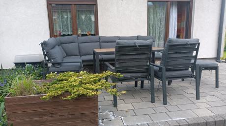 Duży narożnik ogrodowy metalowy 294x184cm Doros Corner XXL z 2 fotelami, 2 pufami i stołem 160cm - Polywood Dark Grey