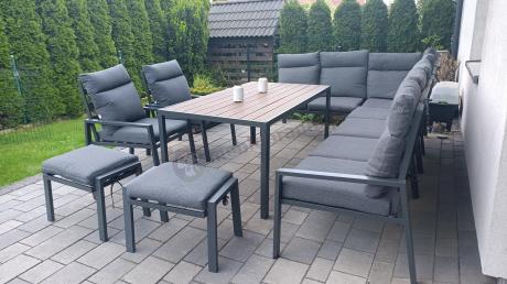 Duży narożnik ogrodowy metalowy 294x184cm Doros Corner XXL z 2 fotelami, 2 pufami i stołem 160cm - Polywood Dark Grey
