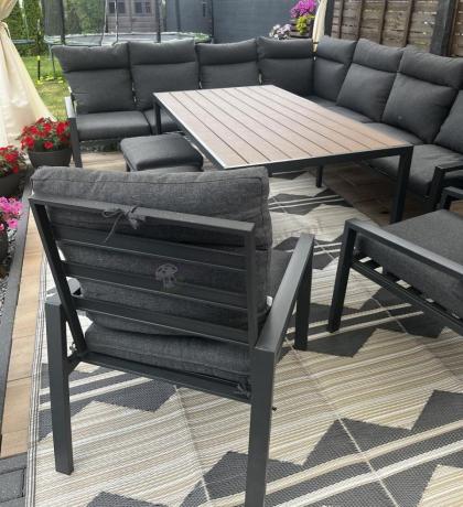 Duży narożnik ogrodowy metalowy 294x184cm Doros Corner XXL z 2 fotelami, 2 pufami i stołem 160cm - Polywood Dark Grey