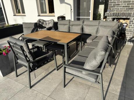 Duży narożnik ogrodowy metalowy 294x184cm Doros Corner XXL z 2 fotelami, 2 pufami i stołem 160cm - Polywood Dark Grey