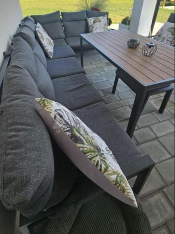 Duży narożnik ogrodowy metalowy 294x184cm Doros Corner XXL z 2 fotelami, 2 pufami i stołem 160cm - Polywood Dark Grey