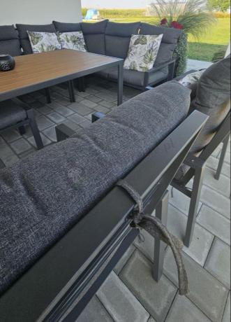 Duży narożnik ogrodowy metalowy 294x184cm Doros Corner XXL z 2 fotelami, 2 pufami i stołem 160cm - Polywood Dark Grey