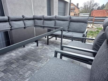 Duży narożnik ogrodowy metalowy 294x184cm Doros Corner XXL z 2 fotelami, 2 pufami i stołem 160cm wysokie oparcia - Da