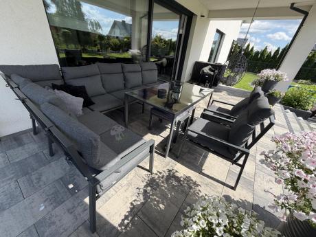 Duży narożnik ogrodowy metalowy 294x184cm Doros Corner XXL z 2 fotelami, 2 pufami i stołem 160cm wysokie oparcia - Da