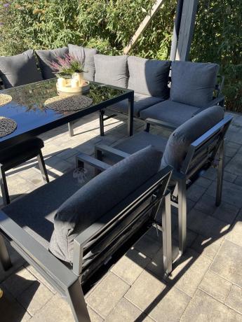 Duży narożnik ogrodowy metalowy 294x184cm Sodor Corner XXL z 2 fotelami, 2 pufami i stołem 160cm - Dark Grey