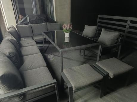 Duży narożnik ogrodowy metalowy 294x184cm Sodor Corner XXL z 2 fotelami, 2 pufami i stołem 160cm - Dark Grey