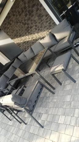 Duży narożnik ogrodowy metalowy 294x184cm Sodor Corner XXL z 2 fotelami, 2 pufami i stołem 160cm - Dark Grey