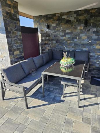 Duży narożnik ogrodowy metalowy 294x184cm Sodor Corner XXL z 2 fotelami, 2 pufami i stołem 160cm - Dark Grey