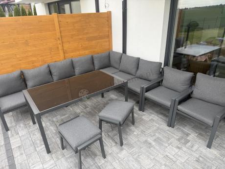 Duży narożnik ogrodowy metalowy 294x184cm Sodor Corner XXL z 2 fotelami, 2 pufami i stołem 160cm - Dark Grey
