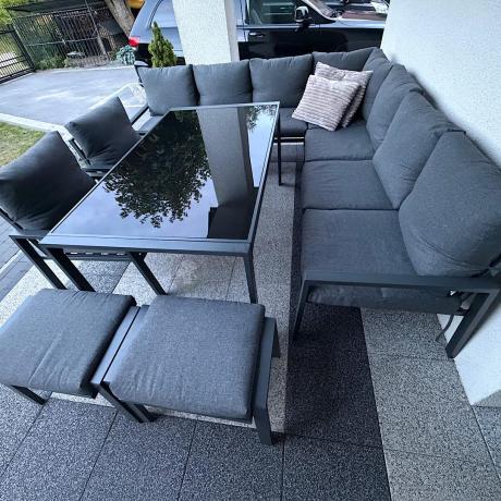 Duży narożnik ogrodowy metalowy 294x184cm Sodor Corner XXL z 2 fotelami, 2 pufami i stołem 160cm - Dark Grey