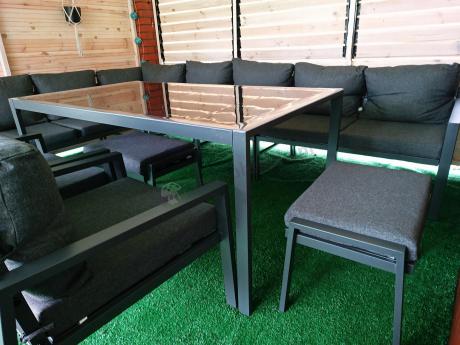 Duży narożnik ogrodowy metalowy Sodor Corner XXL z fotelami, pufami i stołem 160cm - Dark Grey