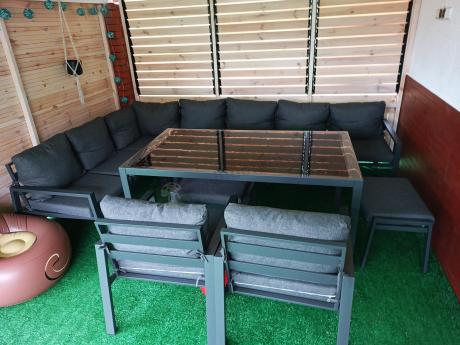 Duży narożnik ogrodowy metalowy Sodor Corner XXL z fotelami, pufami i stołem 160cm - Dark Grey
