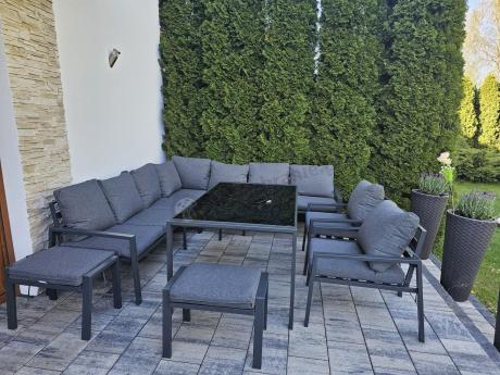 Duży narożnik ogrodowy metalowy Sodor Corner XXL z fotelami, pufami i stołem 160cm - Dark Grey