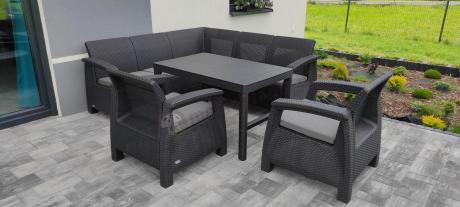 Duży narożnik ogrodowy z podnoszonym stołem