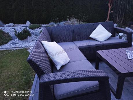 Duży narożnik ogrodowy z podnoszonym stołem