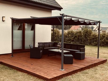 Duży narożnik tarasowy Nedler VII, stół podnoszony, fotel i dwie pufy