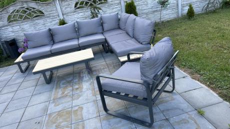 Duży narożnik tarasowy z dodatkowymi blatami i fotelem Panaon GW