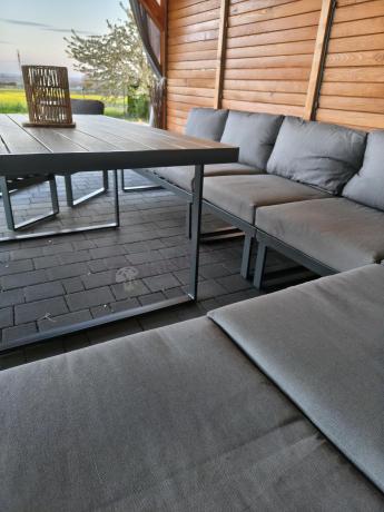 Duży nowoczesny narożnik na taras z fotelami i pufami Panaon Corner XXL - Grey Teak
