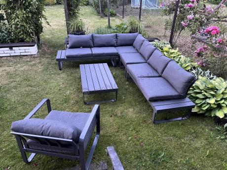 Duży nowoczesny narożnik na taras z fotelem Panaon DG