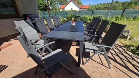 Duży zestaw mebli na taras dla 12 osób KJD12 ze składanymi krzesłami