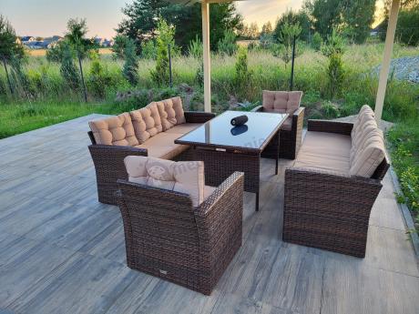 Duży zestaw mebli ogrodowych w kolorze brązowym