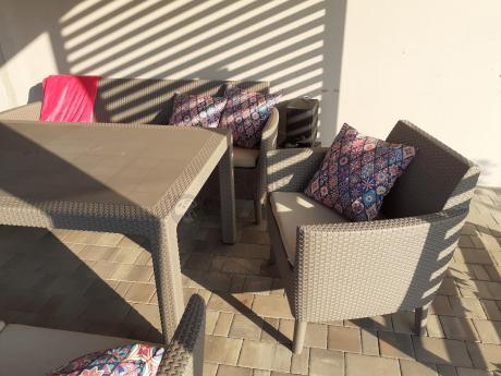 Duży zestaw ogrodowy na 8 osób Meblobranie SFM cappuccino