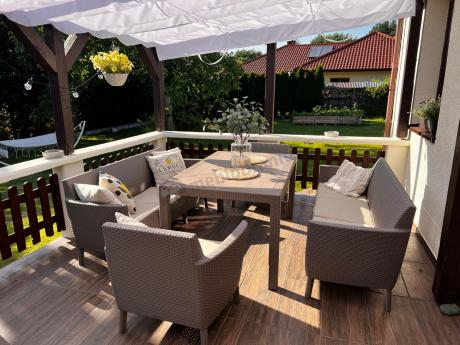 Duży zestaw ogrodowy na 8 osób Meblobranie SFM cappuccino