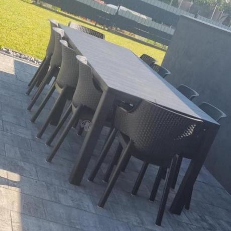 Duży zestaw ogrodowy obiadowy dla 12 osób z dużym stołem Meblobranie EJD12 grafit