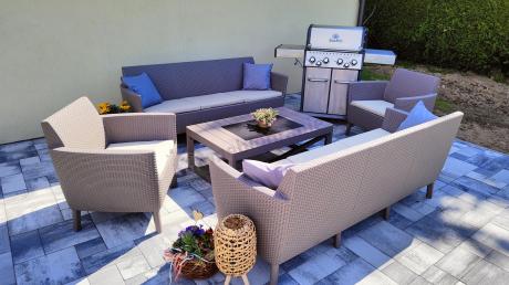 Duży zestaw ogrodowy z podnoszonym stołem Meblobranie SFLM cappuccino