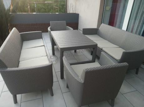 Duży zestaw ogrodowy z podnoszonym stołem Salemo Fiesta Lyon Max Cappuccino