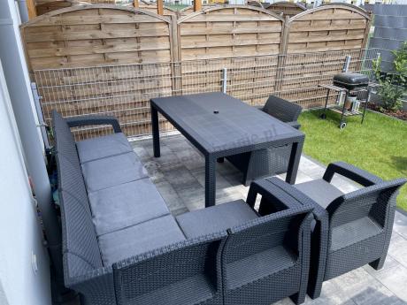 Duży zestaw ogrodowy ze stołem obiadowym