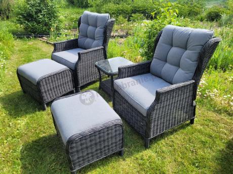 Dwa regulowane fotele z podnóżkami i stolikiem technorattan Laritto Duo - Antracite