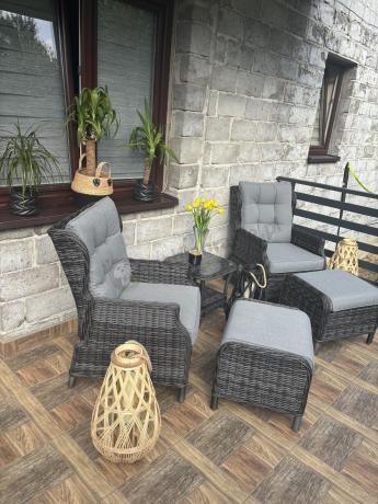 Dwa regulowane fotele z podnóżkami i stolikiem technorattan Laritto Duo - Antracite