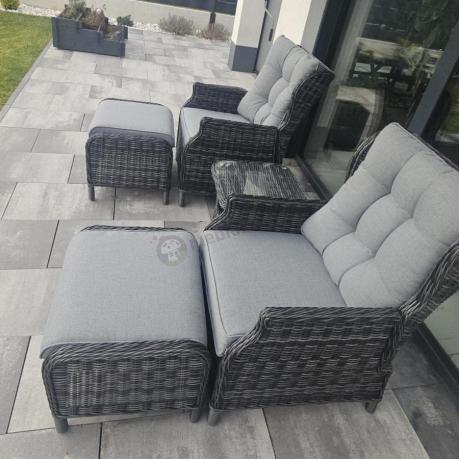 Dwa regulowane fotele z podnóżkami i stolikiem technorattan Laritto Duo - Antracite