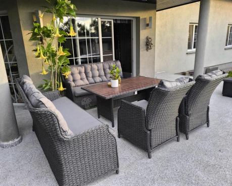 Eleganckie meble ogrodowe technorattanowe premium dla 8 osób z regulacją foteli ze stołem polywood Fiorento - Anthrac