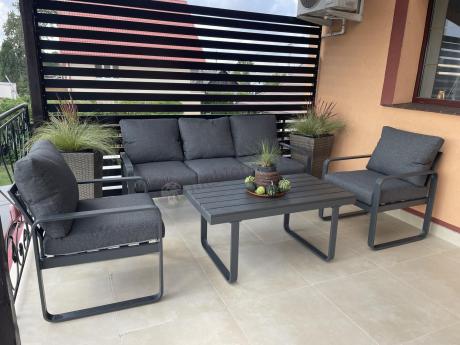 Grafitowe meble metalowe na taras z sofą i fotelami - Panaon Dining DG
