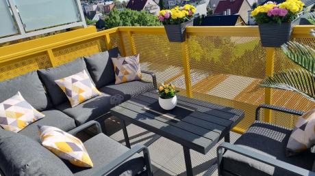 Grafitowe meble metalowe na taras z sofą i fotelami - Panaon Dining DG